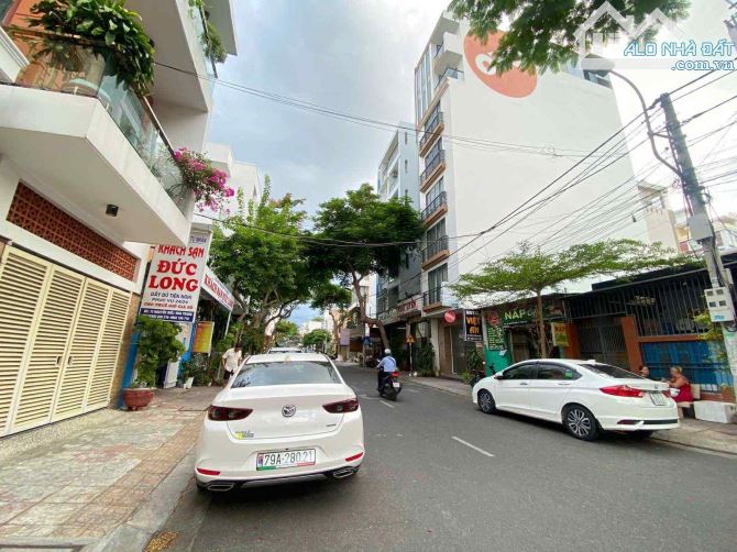 Bán lô đất 2 mặt tiền đường Nguyễn Biểu phù hợp làm căn hộ, khách sạn - 1