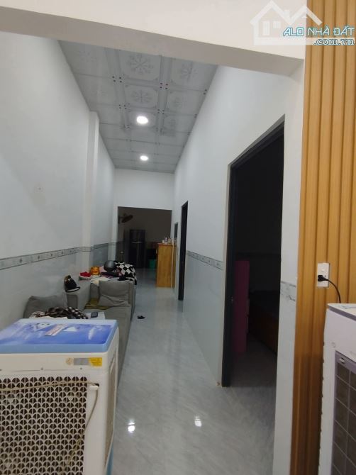 Nhà 950 triệu đi bộ ra chợ Thạnh Phú , gần Ủy ban Phường Tân Triều - 1