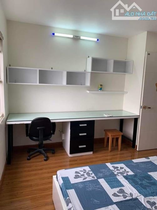 Cho thuê căn hộ tập thể A6 Thanh Xuân – Khuất Duy Tiến DT 36m x tầng 5, đủ đồ, 5tr/th - 1