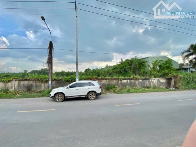 Đất hiếm 2000m2 Đã đóng thuế chuyển đổi FULL SKC tại phước tân -  Biên Hoà - ĐN. Gần cổng - 1