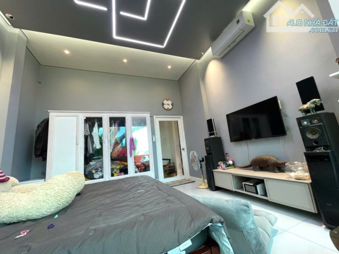 Bán Nhà 2 Tầng Và 5 Phòng Trọ 145m2 Dòng Tiền 14 Triệu/Tháng Chỉ 10,5 Tỷ Khu Bên Sông HBC - 1