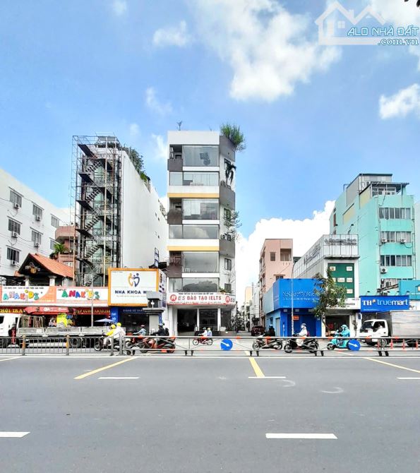 Cho thuê toà nhà 348 Cộng Hòa, Q,Tân Bình, DT: 8,5 x 24,1m, H7L, 1100m2 sàn, 10.000USD/TH - 1