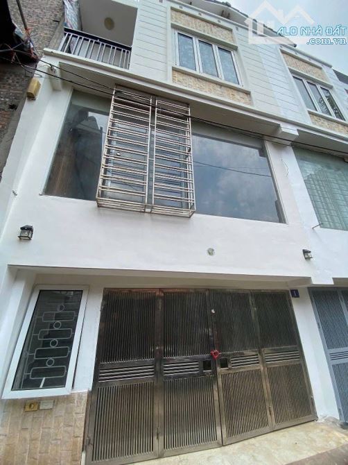 Bán nhà Tổ 10 Yên Nghĩa, ô tô con vào nhà. 32m2, 4 tầng, mt 4.5m, 5.8 tỷ. Đại học Phinenka - 1