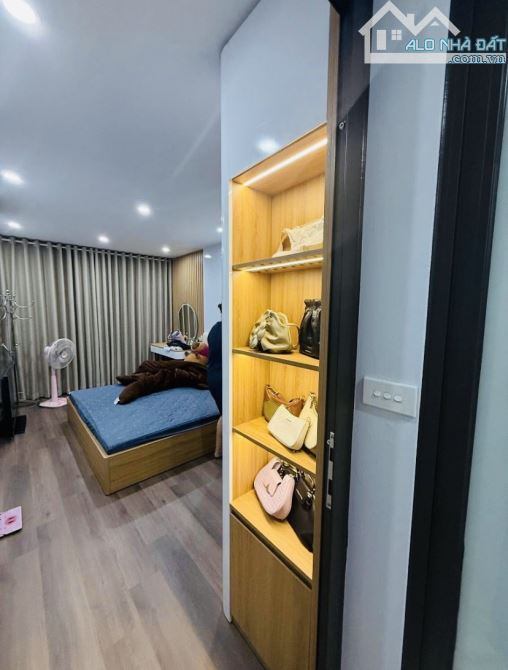 NHÀ MỚI MẶT NGÕ THỊNH QUANG- 2 THOÁNG -Ô TÔ TRÁNH - THANG MÁY - GIẾNG TRỜI THOÁNG - KD - 1