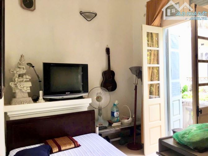 Cho thuê cả nhà biệt thự sân vườn Hồng Tiến, Long Biên - 100m² x 3.5 tầng, 4 ngủ - 1