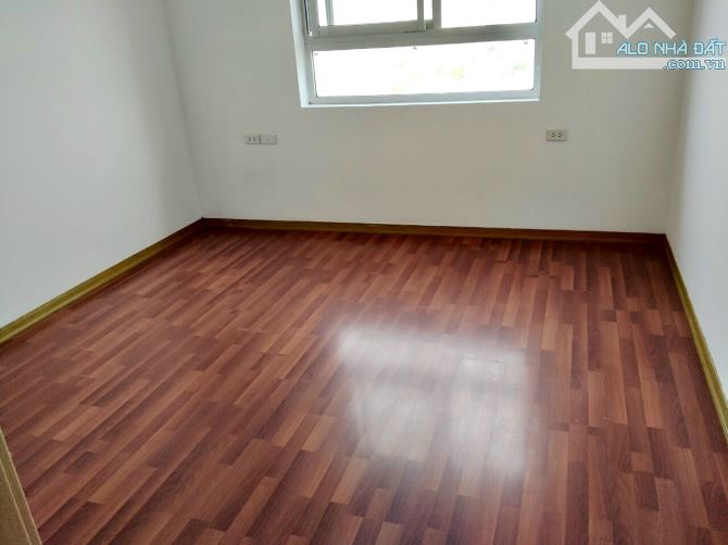 cho thuê chung cư C37 Bắc Hà, 95m2, 3 phòng ngủ, 13 triệu, ưu tiên khách văn phòng - 1