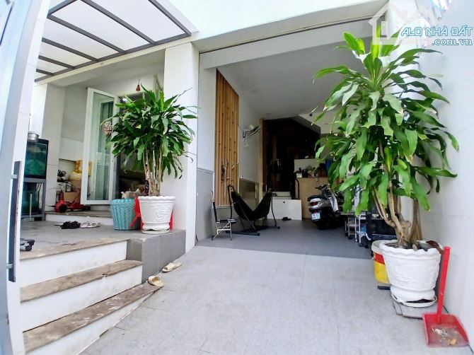 Bán nhà SHR Khu dân cư Phú Xuân Nhà Bè , 3 tầng , giá 10 tỷ - 1