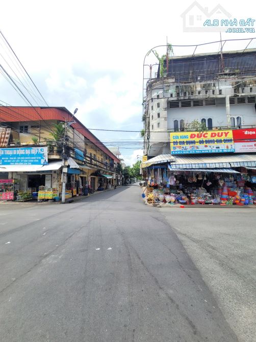8,7Tỷ TL🔥Bán 150m2 Dãy trọ 1 Lầu góc 2MT, MT đường 434 p.Bình Hòa, Tp.Thuận An - 1