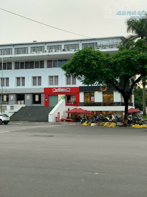 Bán Căn nhà 3 Tầng Măt tiền Trần Hưng Đạo, Phường Phú Xuân,Thành Phố Huế - 1