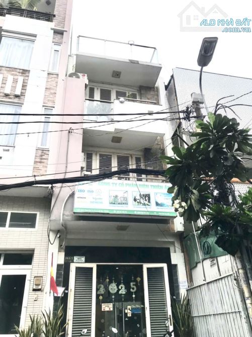 Cho thuê nhà Phan Văn Trị đối diện Emart, hẻm xe tải sau lưng căn MT. - 1