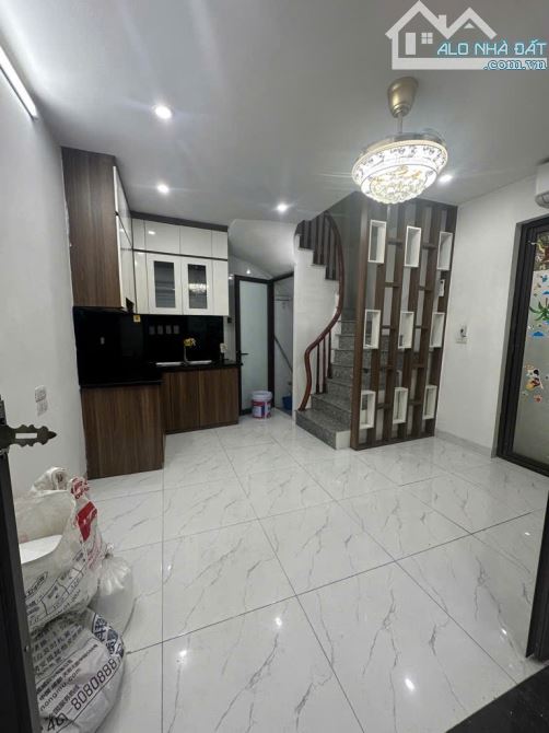 Nhà Đẹp - Đông Thiên, Hoàng Mai - Sổ Đỏ Riêng Chỉ 4,65 Tỷ - 1