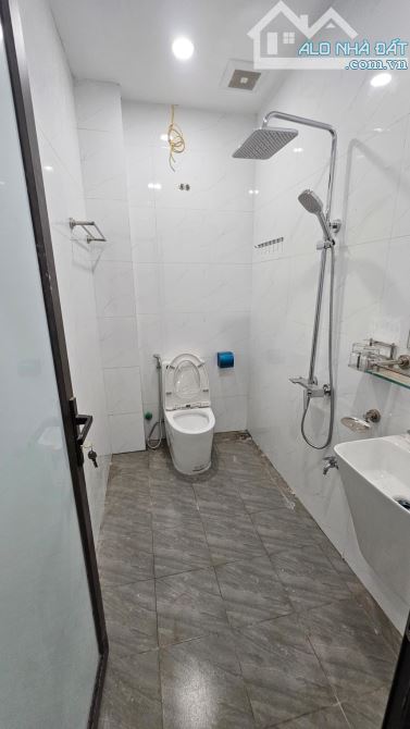 Bán nhà Sông sét , viu sông , ô tô vào nhà , thang máy , KD , dt 67m x 6 T x 18,9 Tỷ - 1