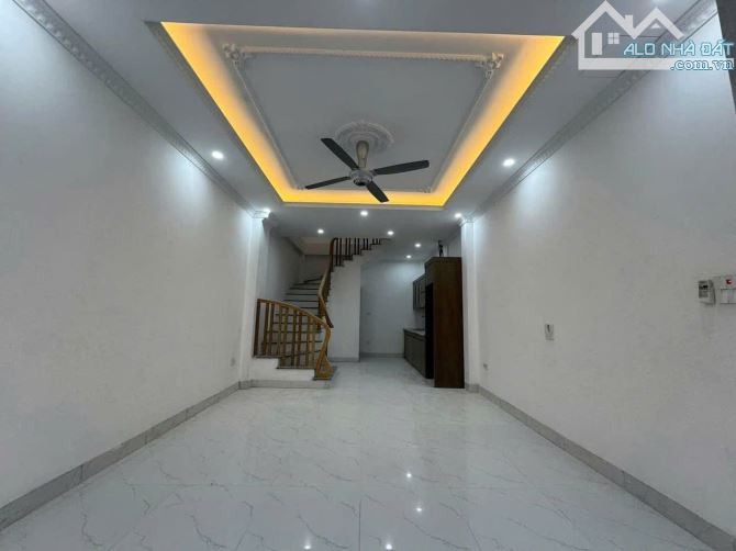 Nhà 5T*35m2 thiết kế cực đẹp, ngõ nông rộng ô tô vào tận cửa gần đại học. Giá 3ty05 - 1