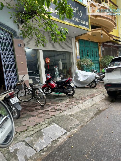 BÁN NHÀ MP BẾ VĂN ĐÀN - HÀ Ô 44/50m. NGÕ Ô TÔ TRÁNH. KINH DOANH SẦM UẤT. DÒNG TIỀN ỔN ĐỊNH - 1