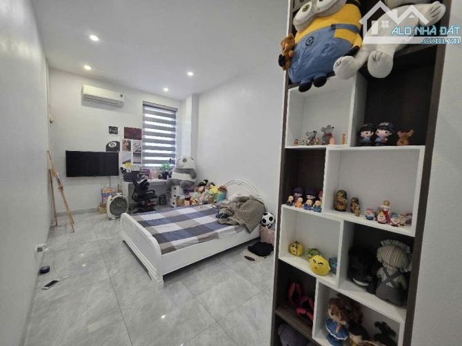 Bán biệt thự liền kề Hồng Tiến Bồ Đề 120m mặt tiền 6 m full nội thất - 1