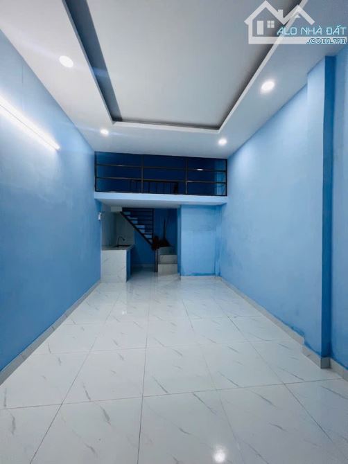 B.ÁN NH.À HẺM Ô TÔ ĐẬU TỚI NHÀ  - SÁT MẶT TIỀN LẠC LONG QUÂN  - Nhà cấp 4 còn mới ở ngay, - 1