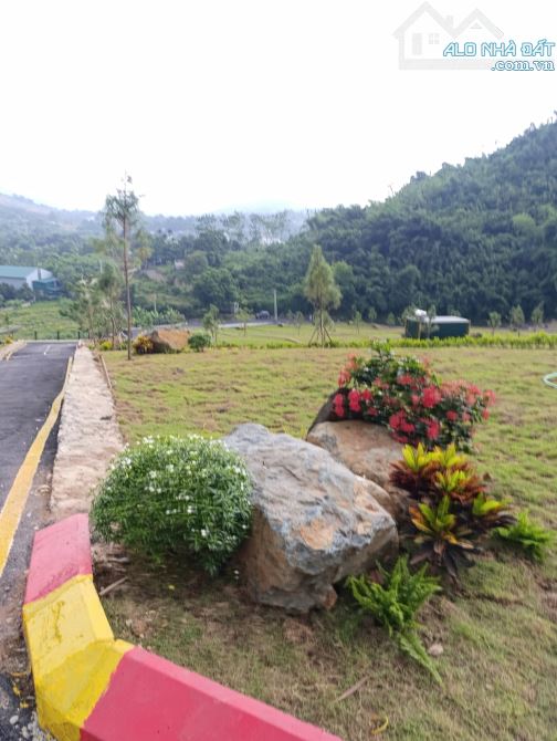 Lãi ngay phân lô Phú Mãn, Quốc Oai, 250m2, ô tô tránh, view Hồ, full hạ tầng, giá 2.3 tỷ - 1