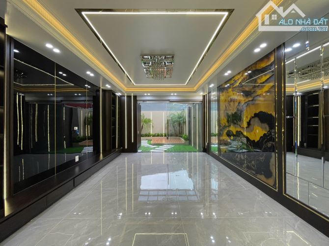 Nhà mặt đường xây mới độc lập có thang máy tại Lê Chân - 1