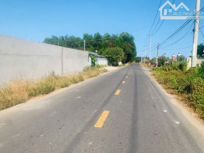 XÃ LỖ LÔ ĐẤT NHÀ VƯỜN TRUNG TÂM THỊ TRẤN PHƯỚC HẢI ĐI BIỂN CHỈ 10P LÁI XE - 1