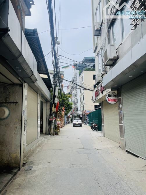 Cần bán nhà Đỗ Nhuận-Nguyễn Xuân Khoát, lô góc ôtô tránh,mặt tiền 6,7m 59m2 gần 13 tỉ - 1