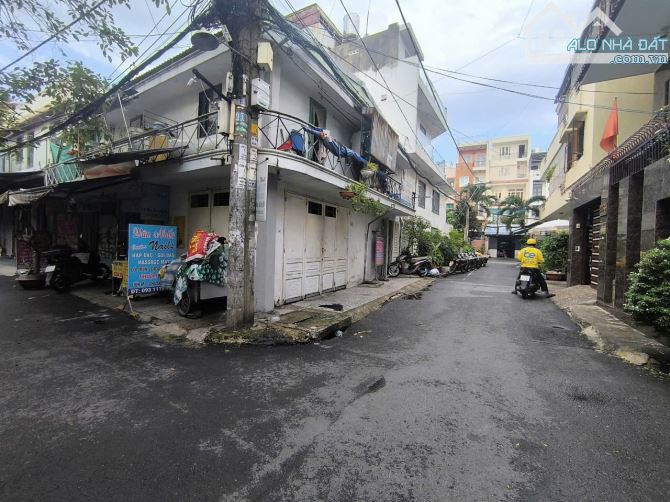 Bán Nhà Hẻm 6m. Phan Văn Trị P10. Ngay CityLand. DT: 4.6x15 cn 67m2 Nhà 3 Lầu Gía 10 tỷ TL - 1