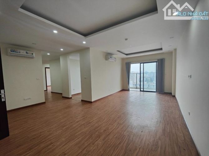 Bán CH 3 ngủ Lô góc, 122m2 Epic Home view hồ TP Giao Lưu - 1