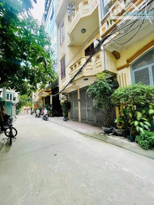 Nhà Phạm Tuấn Tài, Cầu Giấy 70m2 -5 Tầng - Mt6m - Ô tô tránh vỉa hè - Giá 26.5 Tỷ - 1