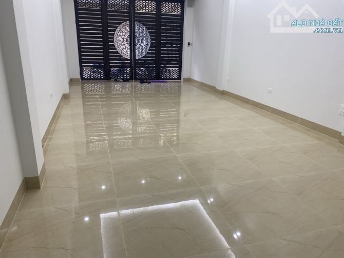 Hàng hiếm Xuân Thủy Trần Thái Tông Nhà mới 7 tầng Thang máy ôtô tránh, 59m2 nhỉnh 19 tỉ - 1