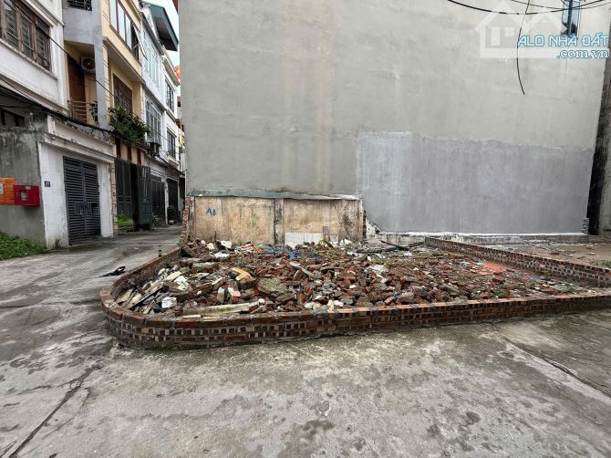 BÁN ĐẤT-LÔ GÓC 51M²-8,X TỶ-TRUNG TÂM ĐỨC GIANG, LONG BIÊN – ÔTÔ VÀO TẬN NƠI - 1