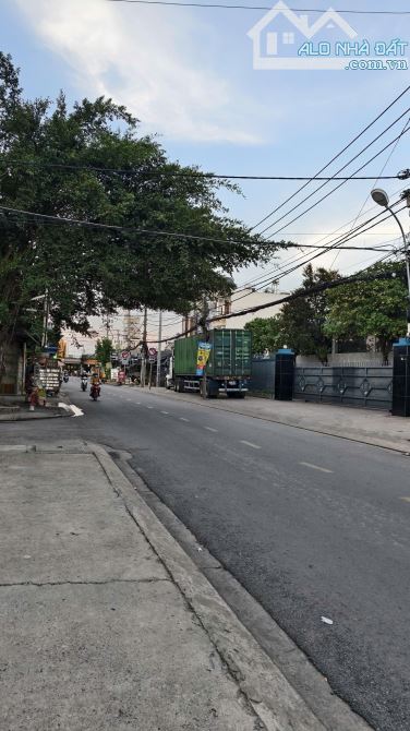Bán gấp vài kho xưởng, container ra vào dễ dàng – Hóc Môn. - 1