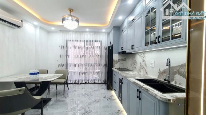 Nhỏ Xinh Đội Cấn, Bagac Vào Nhà, 7T Thang Máy, Full Nội Thất, 34m2 MT 6.2M Chào 8.5 Tỷ - 1