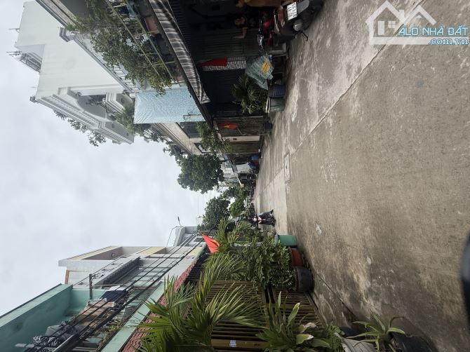CƠ HỘI VÀNG- HẺM 8M THÔNG- NGAY CHỢ - GẦN AEON- KHU DÂN TRÍ CAO- 6,48TỈ TL - 1
