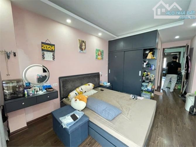 BÁN NHÀ TƯ ĐÌNH – 54M² – 3 TẦNG – FULL NỘI THẤT – 7.7 TỶ – GẦN AEON, SÂN GOLF, GẦN Ô TÔ TR - 1
