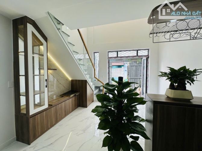 Đường ô tô tránh - Nhà mới 54.2m2 pháp lý chuẩn - Nhỉnh 5 tỷ thương lượng - Full nội thất - 1