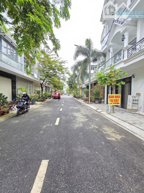 4,6Tỷ TL🔥Bán nhà 80m2 _1 Trệt 2 Lầu KDC gần Chợ Đông Đô p.An Phú, Tp.Thuận An - 1