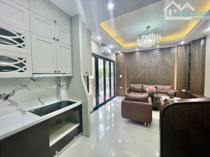 NGÃ 5 HÀ TRÌ - KHU ĐẤU GIÁ ĐA SỸ - HÀ ĐÔNG - 37m2 5 ngủ TC nhỉnh 6t - 1