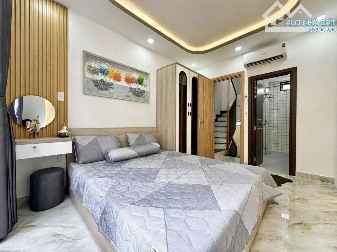 Căn nhà diện tích lớn CMT8, 84m2, 4 tầng, dòng tiền 30 triệu, Giá 9.5 tỷ - 1