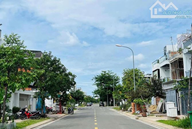 THANH LÝ LÔ ĐẤT DT 6x18-MẶT TIỀN 16M-CÁCH SÂN BAY LONG THÀNH CHỈ 5KM-GIÁ 900TR-SỔ SẴN - 1