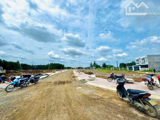 MỞ BÁN 22 LÔ ĐẤT NỀN VỊ TRÍ GẦN SÔNG KHÍ HẬU MÁT MẺ √ - 1