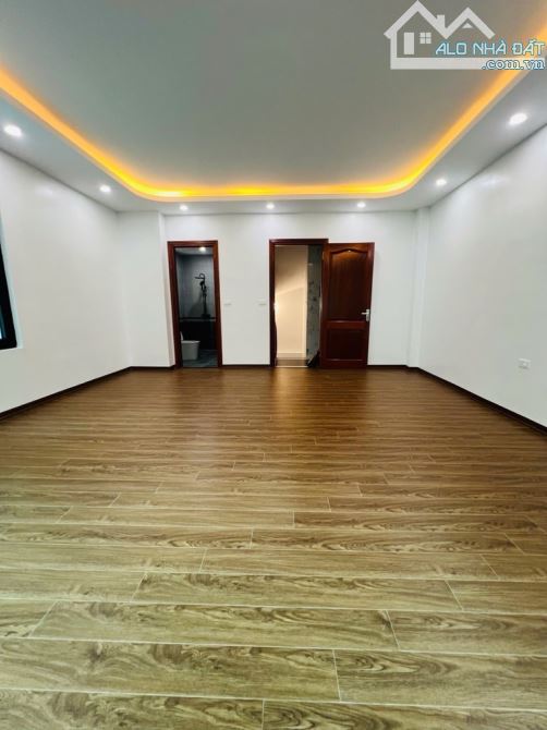 💥 ĐỘI NHÂN – 7 TẦNG THANG MÁY – LÔ GÓC – Ô TÔ VỈA HÈ – KINH DOANH ĐỈNH 💥  DT 41/50m², MT - 1