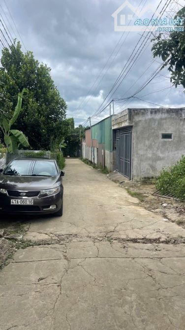 BÁN LÔ ĐẤT HẺM CẤP 1 ĐƯỜNG NGUYỄN TRƯỜNG TỘ - Loctran - 1