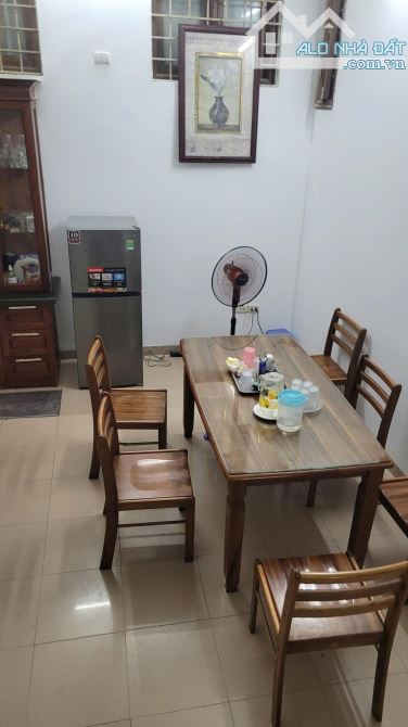 Cho thuê nhà riêng ngõ 414 Đường Láng, Đống Đa 45m x 4T, 4PN3VS giá 13 triệu - 1