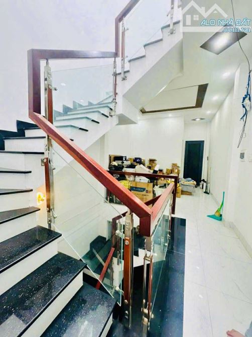 🔥🔥🔥 DIỆN TÍCH KHỦNG - 3 TẦNG BTCT - 4PN - SÂN THƯỢNG SIÊU RỘNG - NGAY NHÀ THIẾU NHI - T - 1