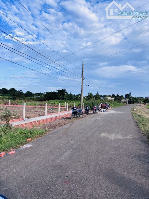 Lô Đất Đẹp Hoà Long Bà Rịa cách điểm lên xuống cao tốc Biên Hoà - Vũng Tàu 800m - 1