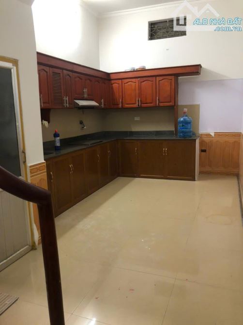 MINH KHAI 40M2 – 4 TẦNG – 6 PHÒNG NGỦ –NGÕ THÔNG Ô TÔ –DOANH THU 15TR/THÁNG – GIÁ7.3 tỷ - 1
