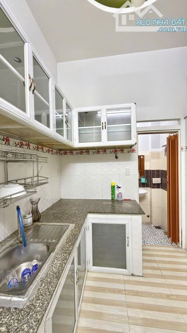 MẶT TIỀN KINH DOANH - GIÁ 4,75 TỶ - SỔ HỒNG RIÊNG - ĐƯỜNG SỐ 24 - QUẬN BÌNH TÂN - 1