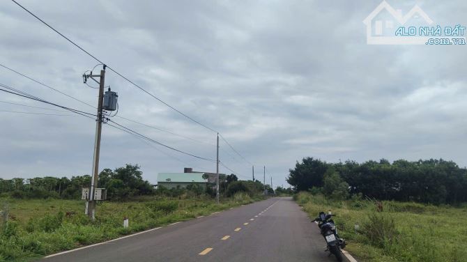 Bán 163m2(5*33) Xã Long Tân - TT Đất Đỏ.giá 850tr rất hợp đầu tư -Các khu vực như Hồ Đá Bạ - 1