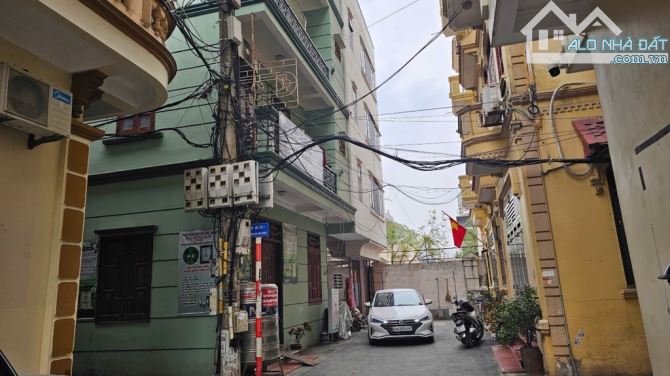 NHÀ ĐẸP DÂN XÂY - LÔ GÓC HAI MẶT TIỀN - Ô TÔ TRÁNH DỪNG ĐỖ NGÀY ĐÊM _ 5 TẦNG- 26M2 -7,4 TỶ - 1