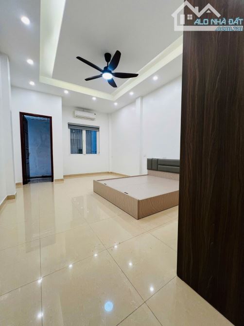 Nhà hiếm Tôn Đức Thắng – 47m² – 7 tầng hiện đại – full nội thất, ở ngay – Giá 11.8 tỷ! - 1