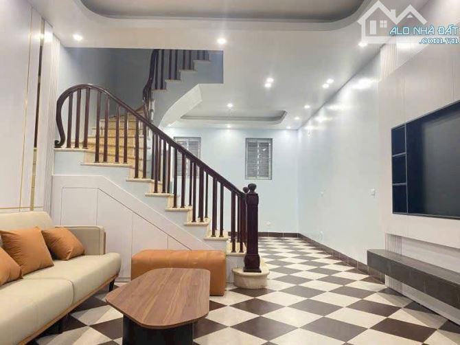 🏡 Cần thanh khoản gấp Nhà Xuân Đỉnh – 57m² x 5 tầng, mặt tiền 5m, giá 10.3 tỷ có TL - 1